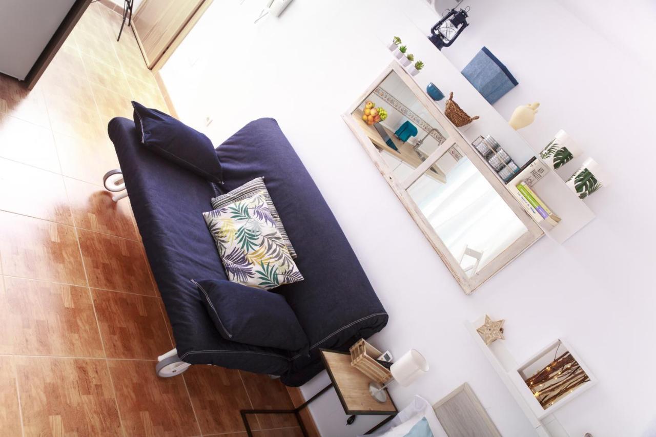 Sea & Wave Ventura Studio Apartment Málaga Esterno foto